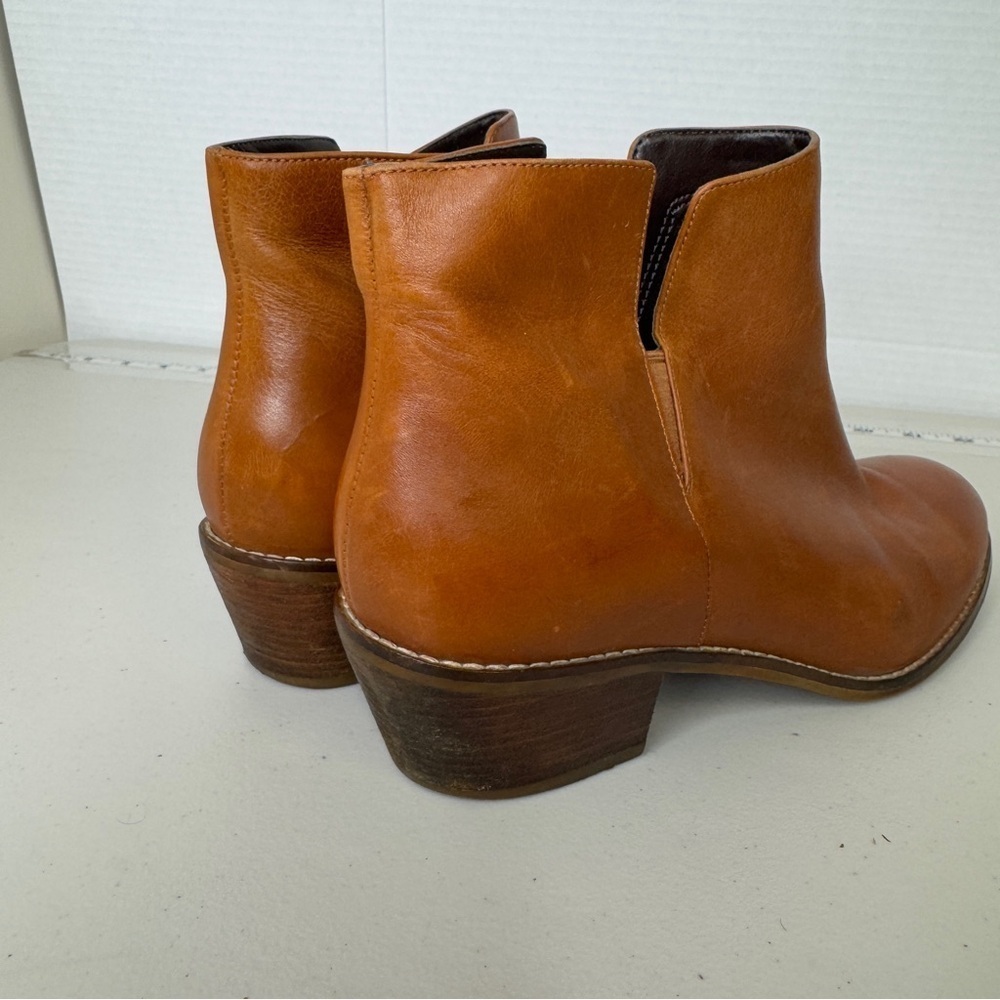 Cole Haan Cognac Leather Ankle Boots Block Heel, Chelsea Style Size 8 - Picture 12 of 13